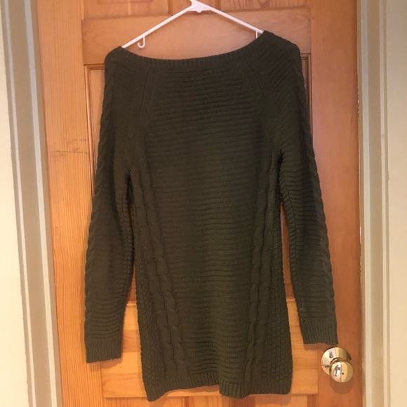 Sweater - Picture 4 of 4